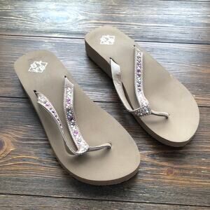 BYYB Sandals Tan Rhinestone Studs size 9 US Women's Summer Slides